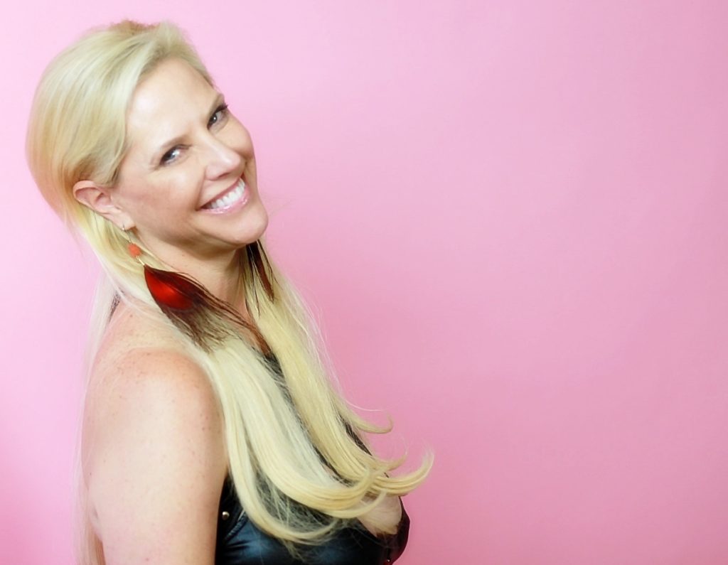 Susan Pretty Smile Pink Back