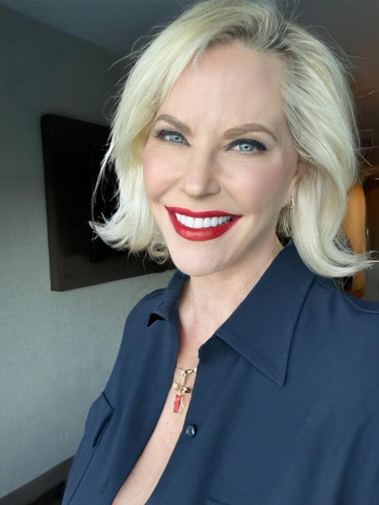 Spike Your Libido With Superfood Smoothies 2 Susan Red Lipstick